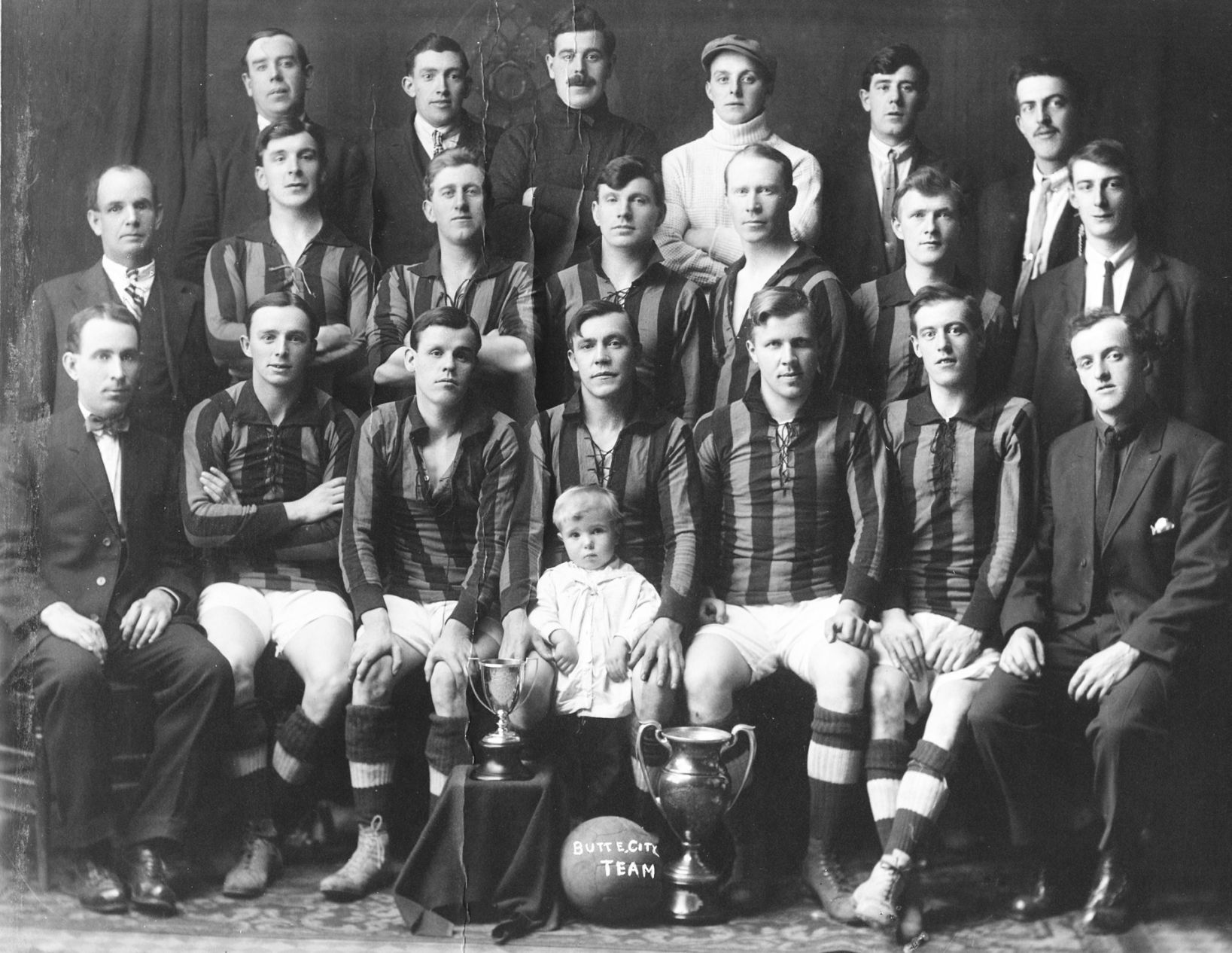 Butte City soccer team, 1915